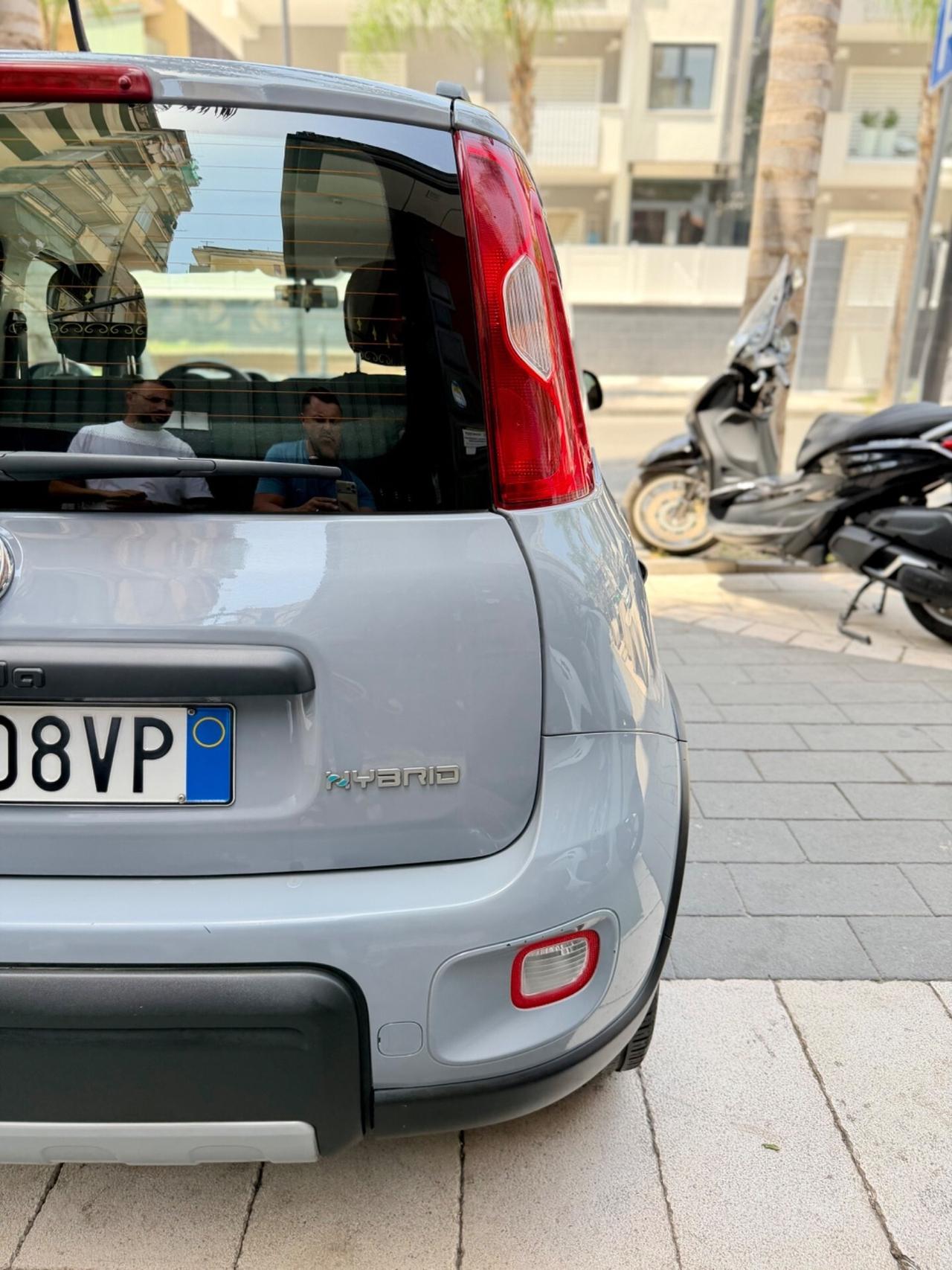Fiat Panda Cross 1.0 FireFly S&S Hybrid