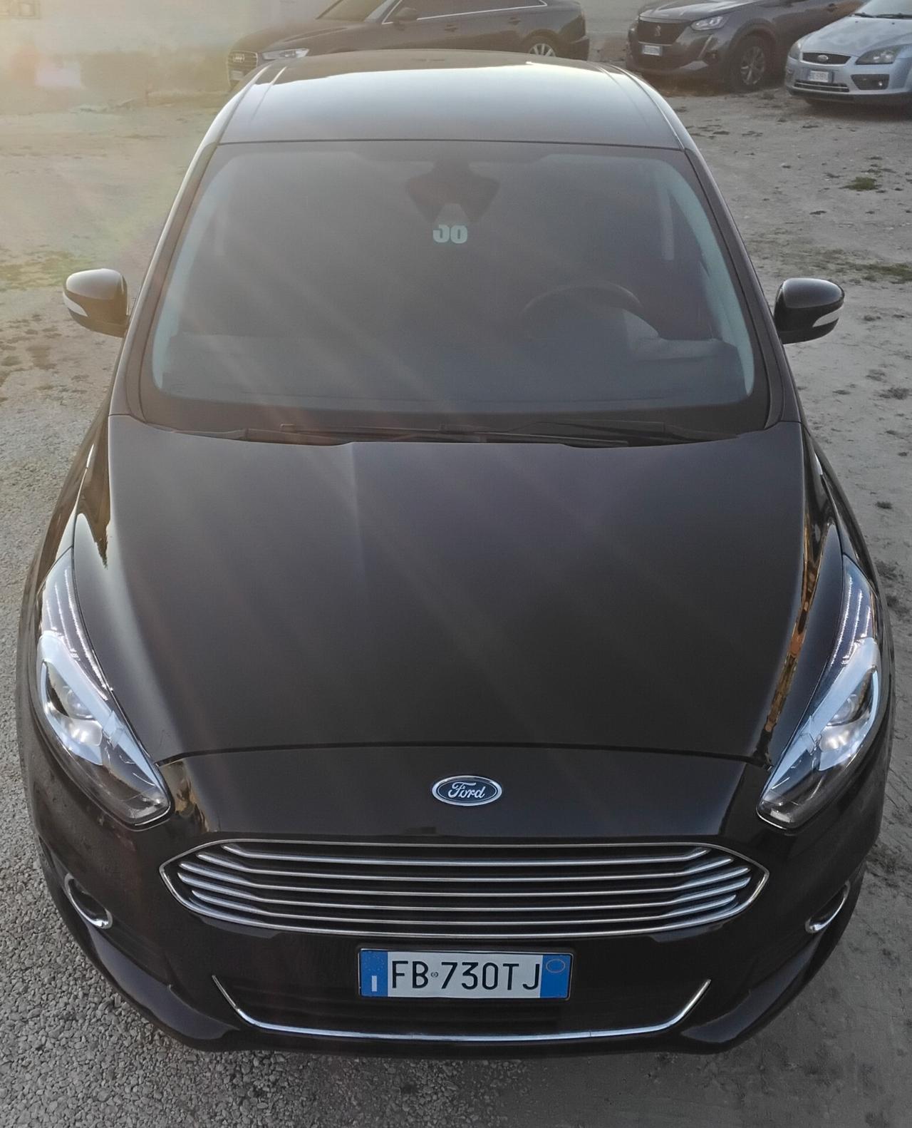 Ford S-Max 2.0 TDCi 150CV Start&Stop Powershift Titanium