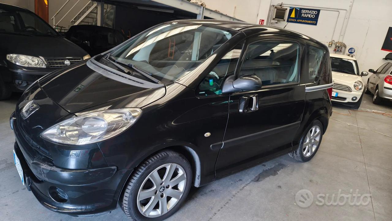 Peugeot 1007 benzina