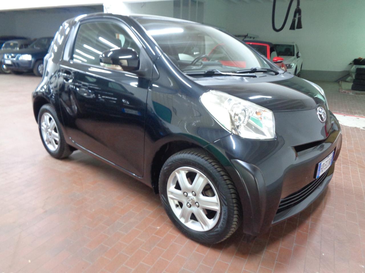 Toyota iQ 1.0 Sol