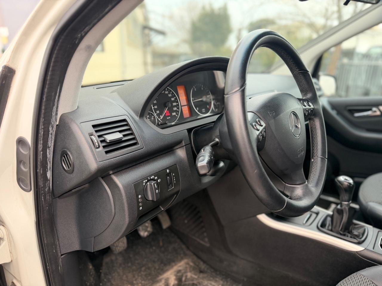 Mercedes-benz A 180 CDI Style NEOPATENTATI