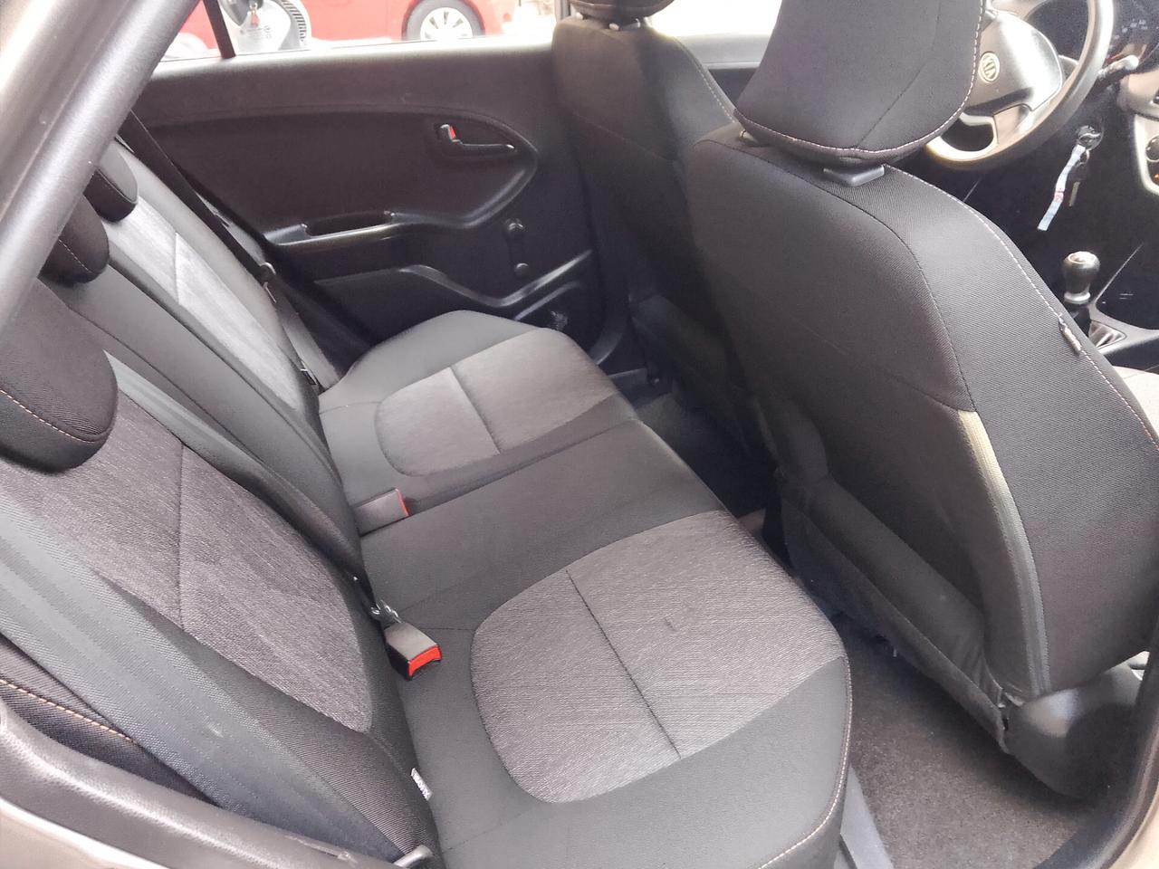 Kia Picanto 1.0 12V 5 porte City