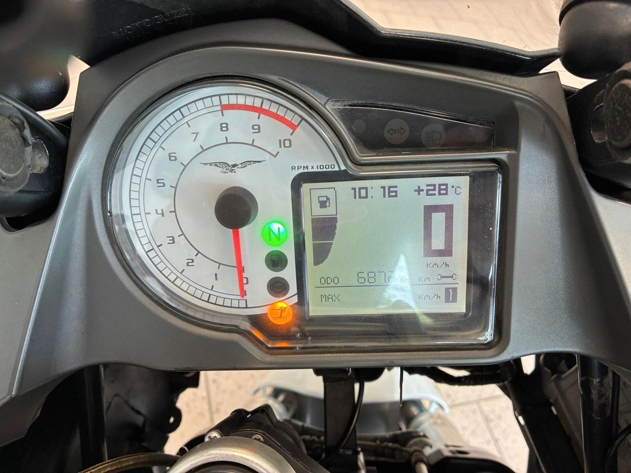 Moto Guzzi Stelvio 1200