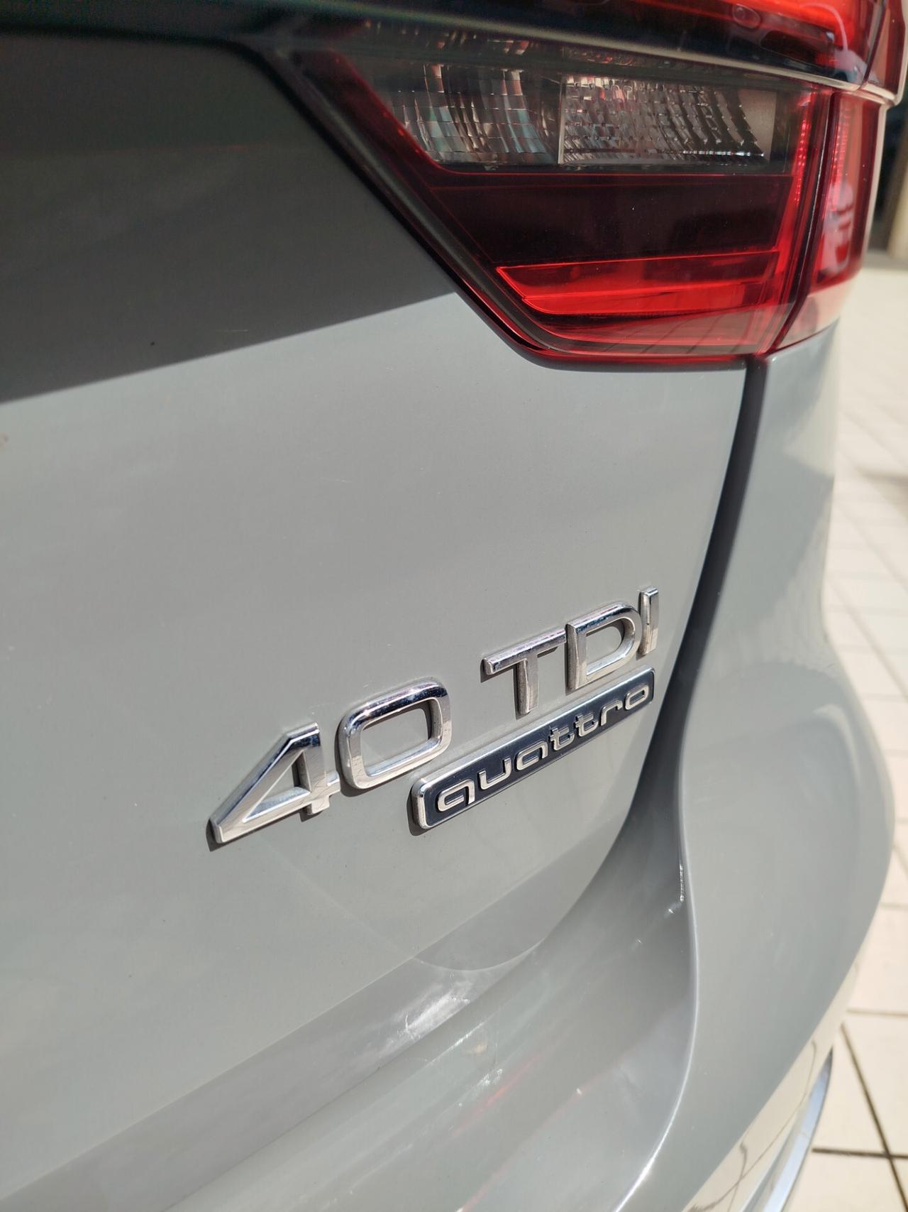 Audi A4 Avant 40 TDI quattro S tronic line edition