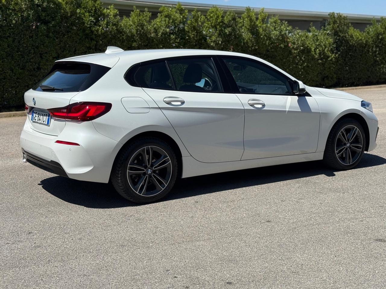 Bmw 118 118i 5p. Sport