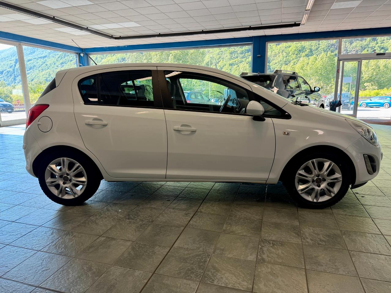 Opel Corsa 1.3 CDTI 95CV 5 porte Cosmo-NEOPATENTATI-