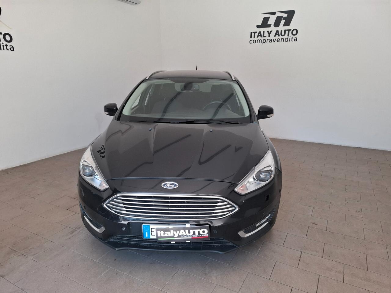 Ford Focus 1.0 EcoBoost 125 CV Start&Stop SW Titanium adatta x neopatentati