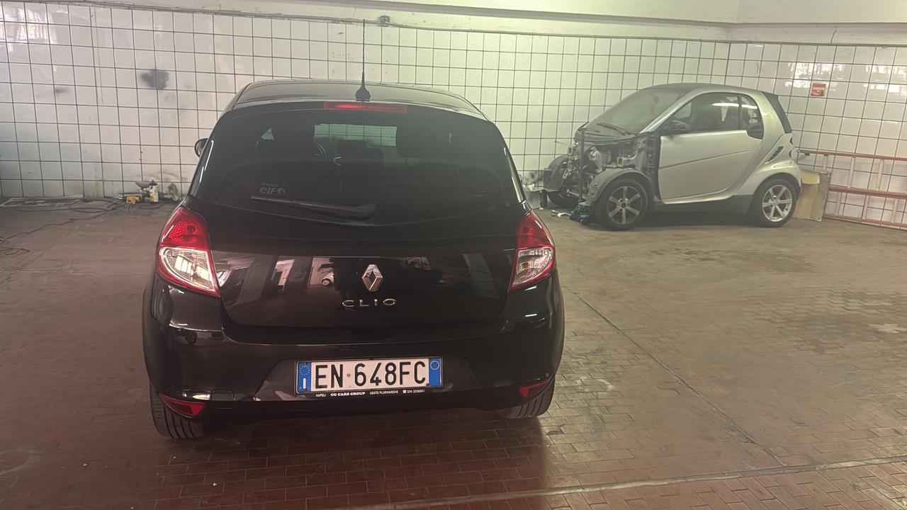 Renault Clio 1.2 16V 5 porte Luxe