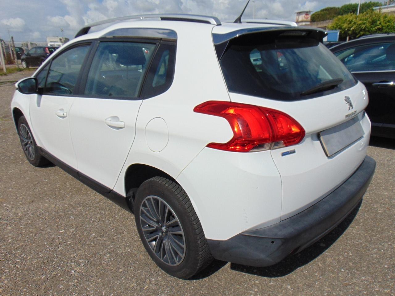 peugeot 2008 1.2 benzina