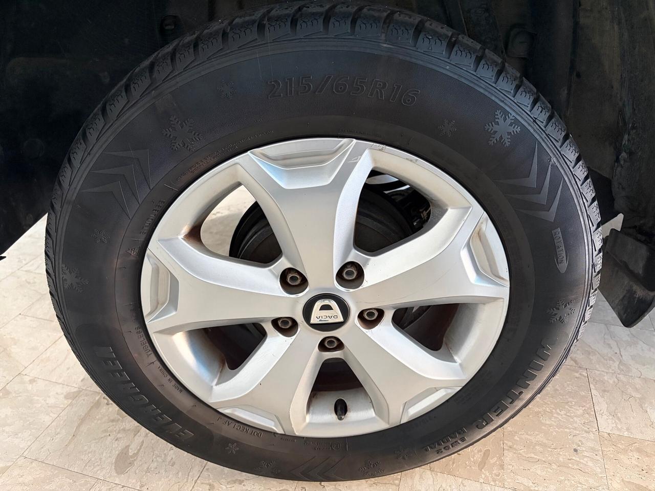 DACIA DUSTER 1.6 SCe GPL 4X2 TECHROAD