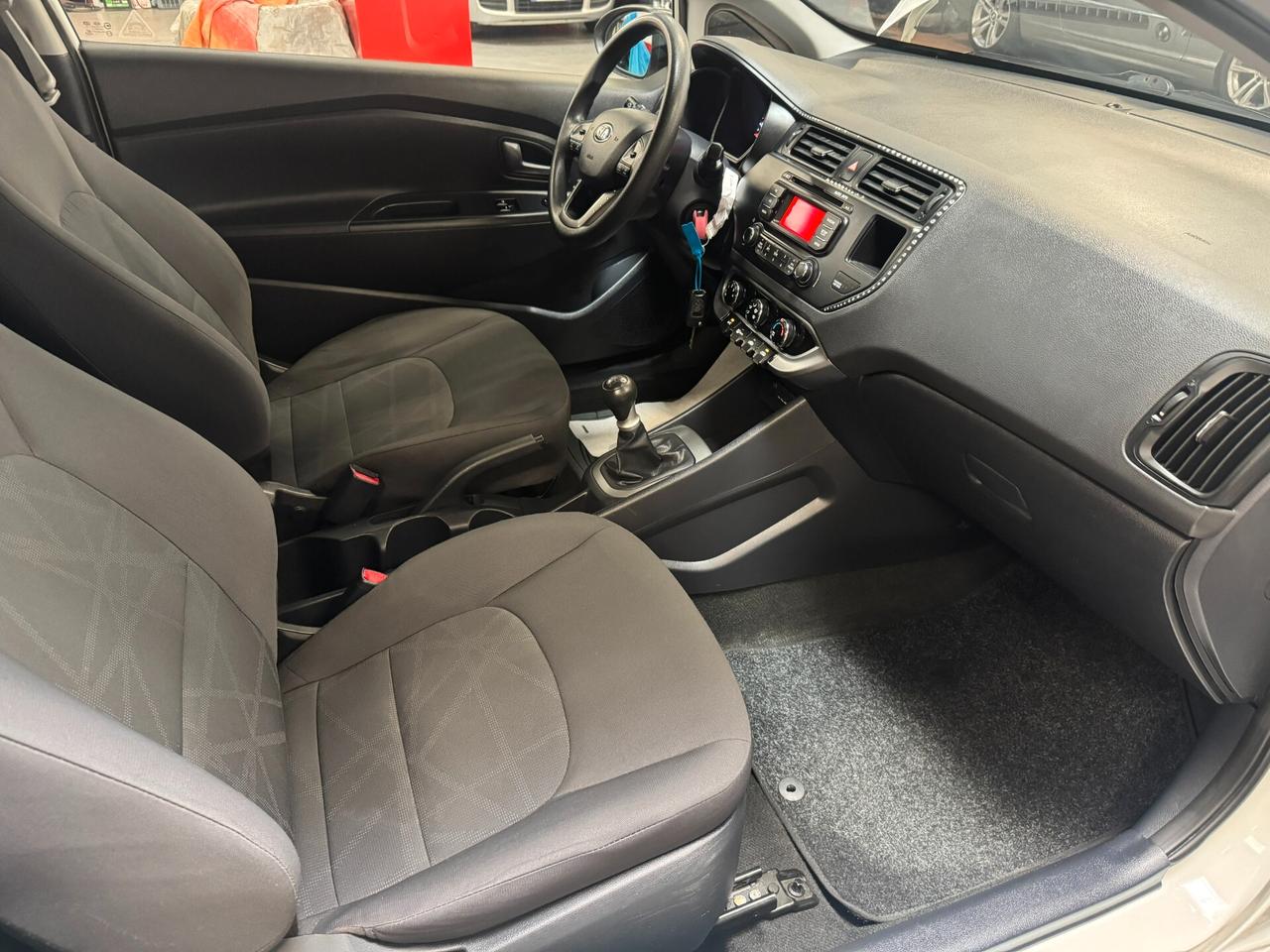 Kia Rio 1.2 CVVT 3p. LX
