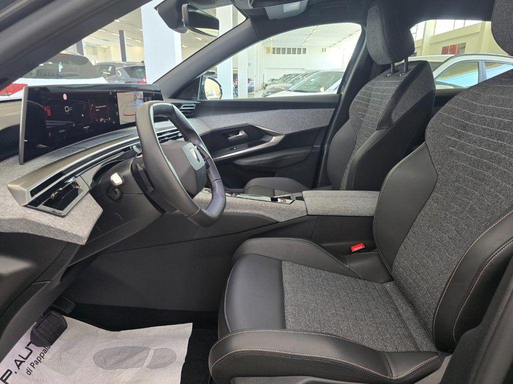 Peugeot 3008 Hybrid 145CV e-DCS6 Allure