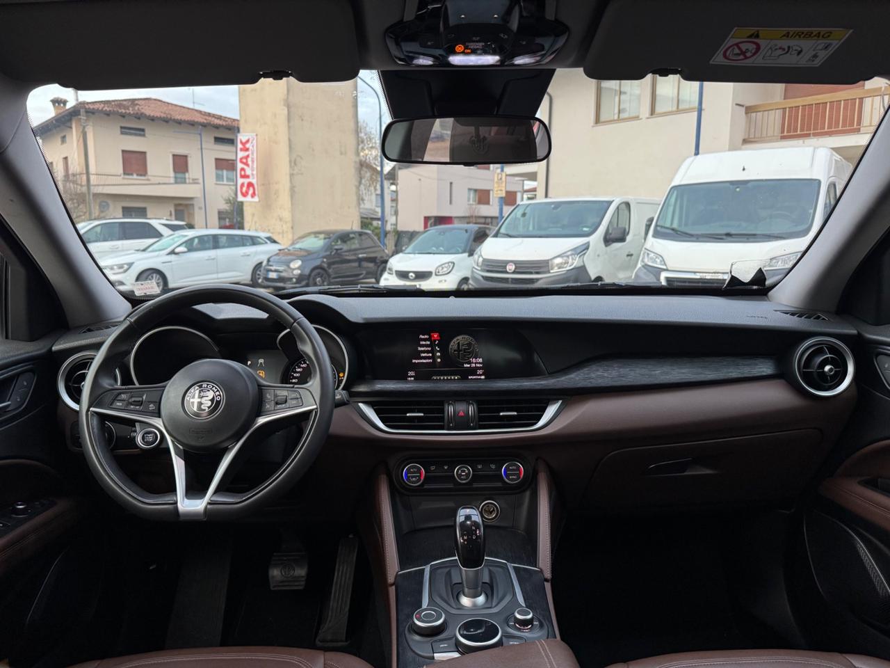Alfa Romeo Stelvio 2.2 Turbodiesel 190 CV AT8 Q4 Super