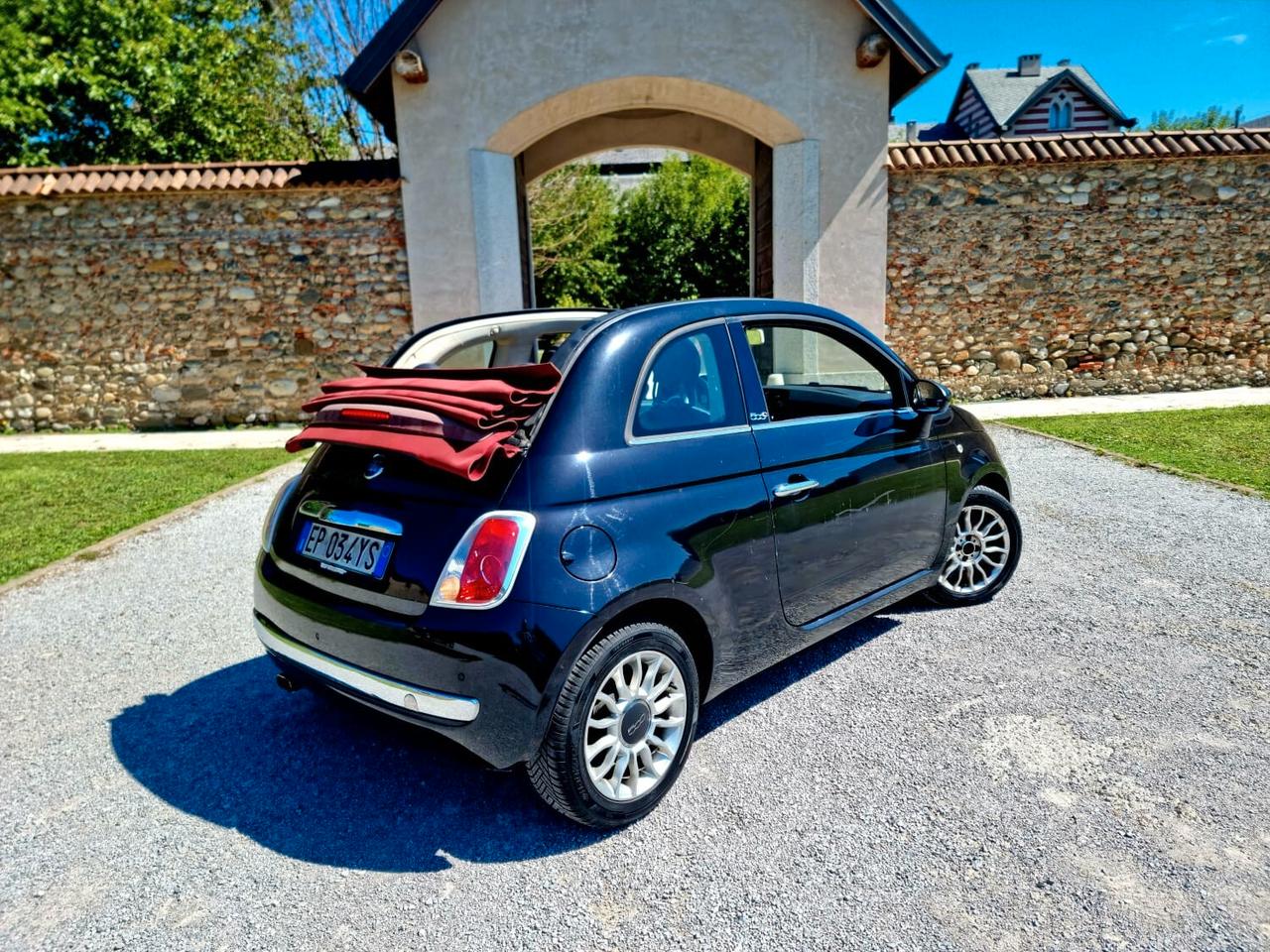 Fiat 500 CABRIO DOLCE VITA
