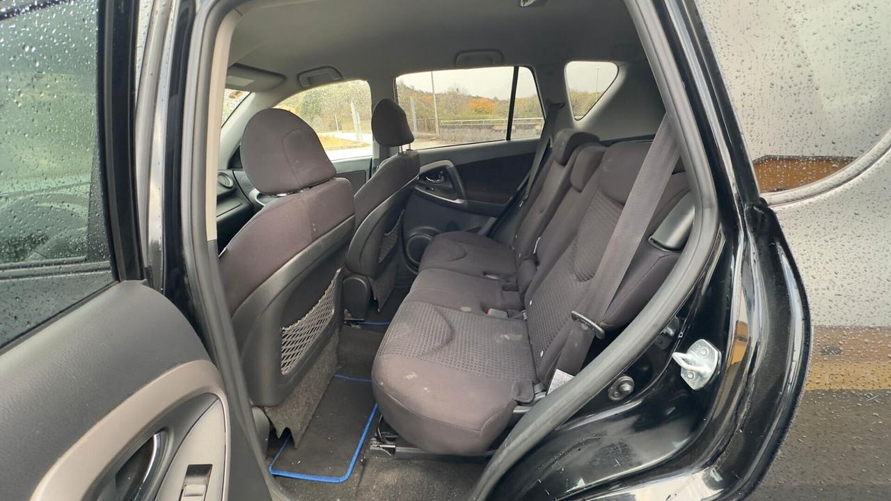 Toyota RAV 4 RAV4 2.2 D-4D 136 CV