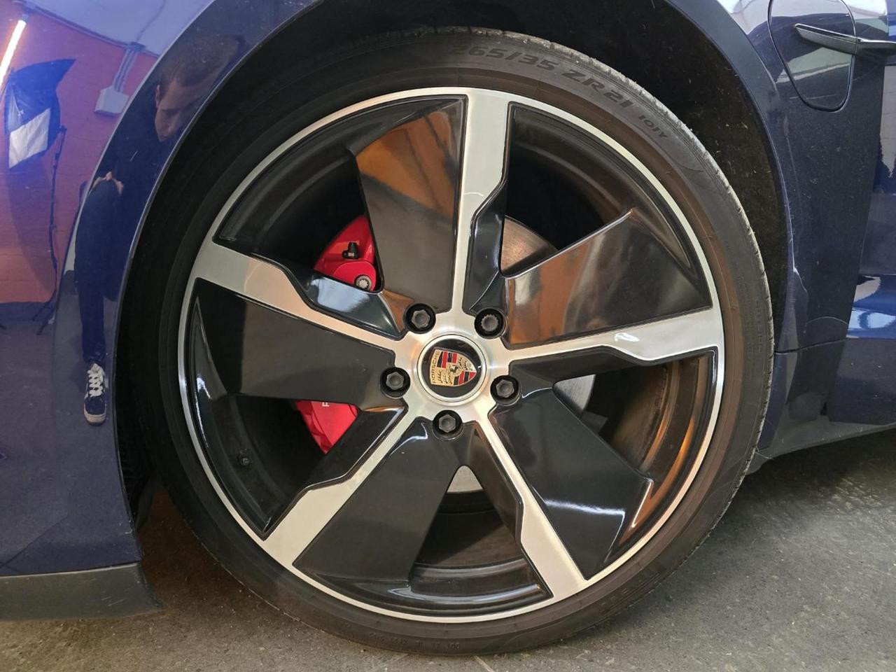 PORSCHE Taycan 4S Performance