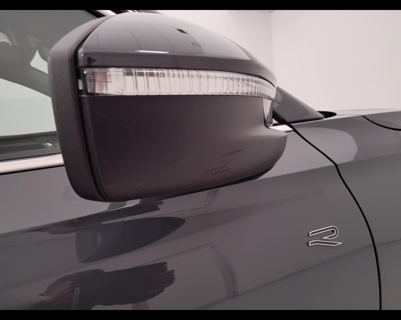 VOLKSWAGEN Tiguan III 2024 - Tiguan 2.0 tdi R-Line 150cv dsg