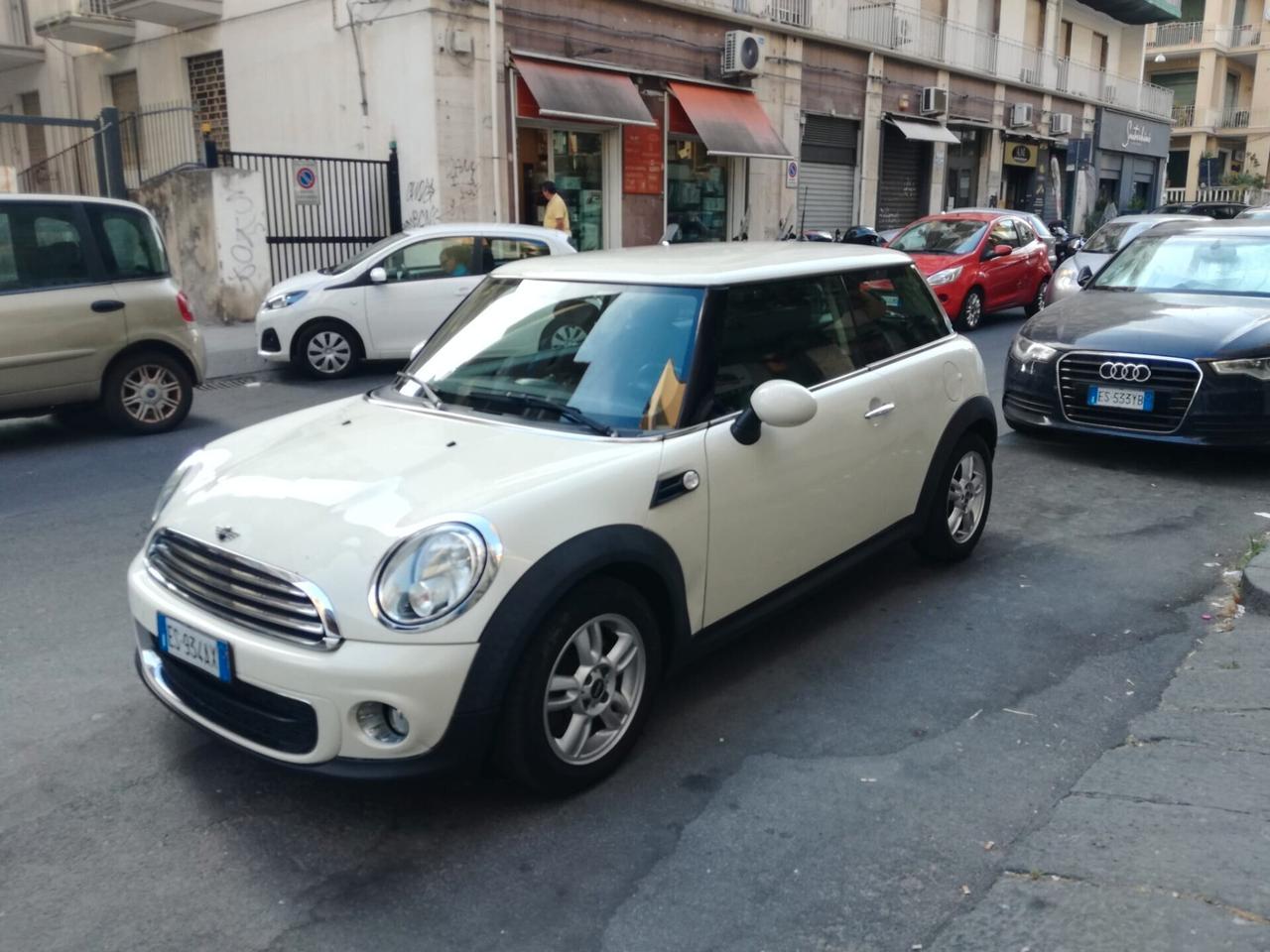 Mini Mini 1.6 16V Cooper D