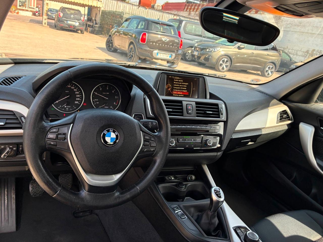 Bmw 114 114d 5p. Urban