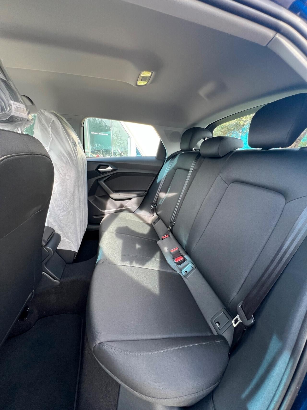 Audi A1 allstreet 30 possibilità noleggio no scoring