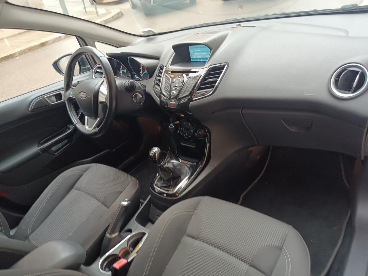 Ford Fiesta 1.5 TDCi 75CV 5 porte TITANIUM NAVI