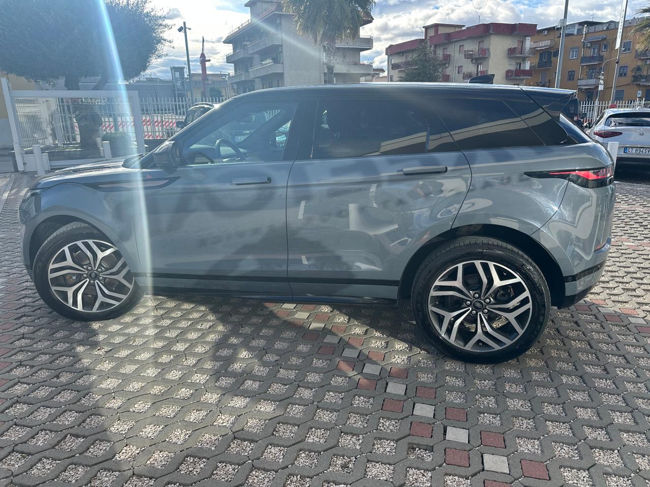 Land Rover Range Rover Evoque 2.0d i4 mhev R-Dynam