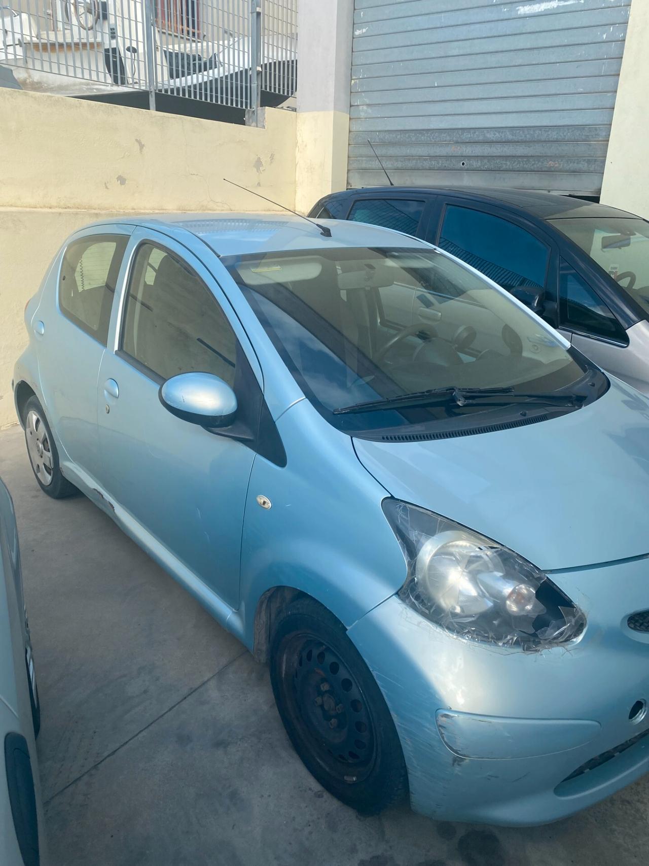 Toyota Aygo 1.0 BENZINA 5 PORTE