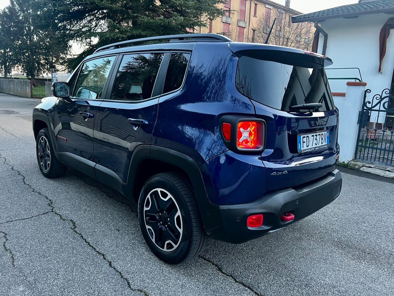 Jeep Renegade 2.0 Mjt 170CV 4WD Active Drive Low Trailhawk