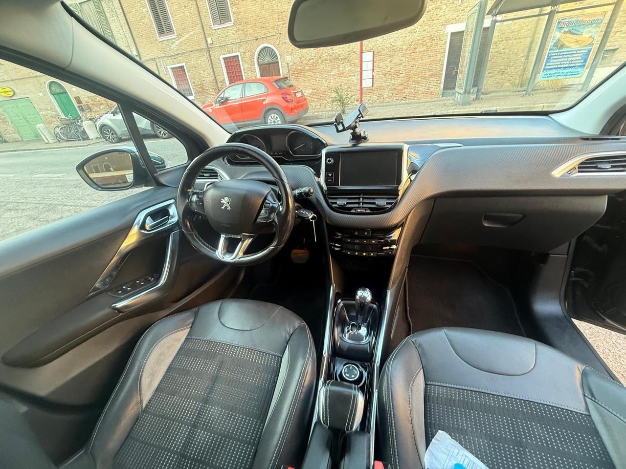 Peugeot 2008 1.6 e-HDi 92 CV Stop&Start robotizzato Active