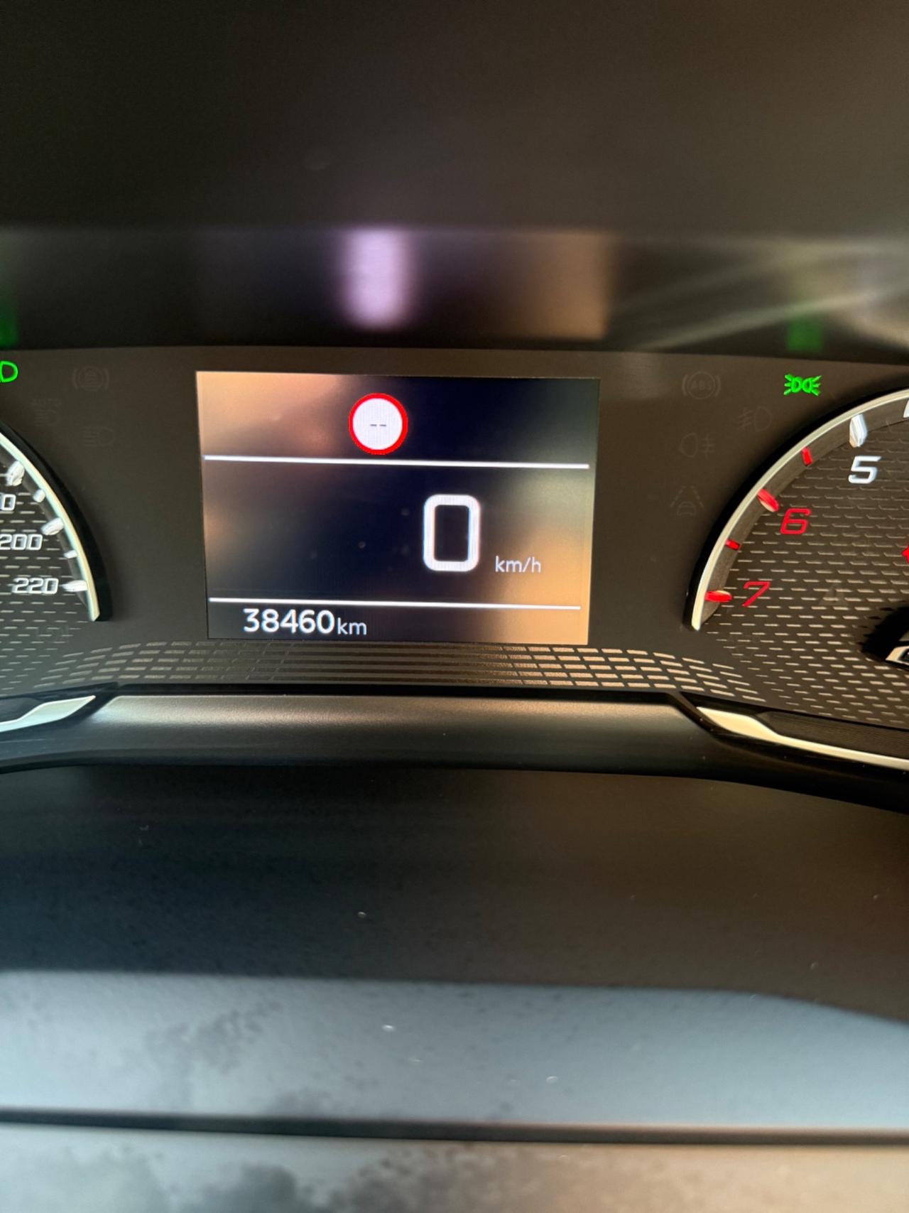 Peugeot 208 BlueHDi 100cv ALLURE 38Mila KM