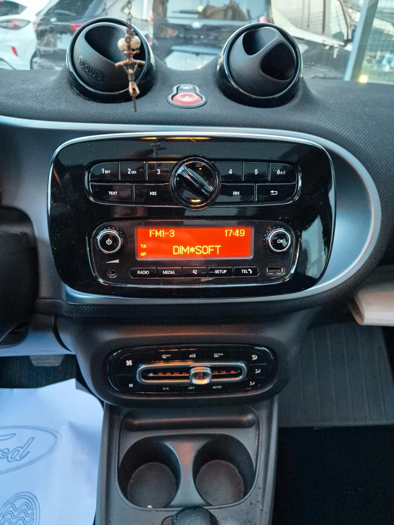 Smart ForFour 70 1.0 twinamic Youngster