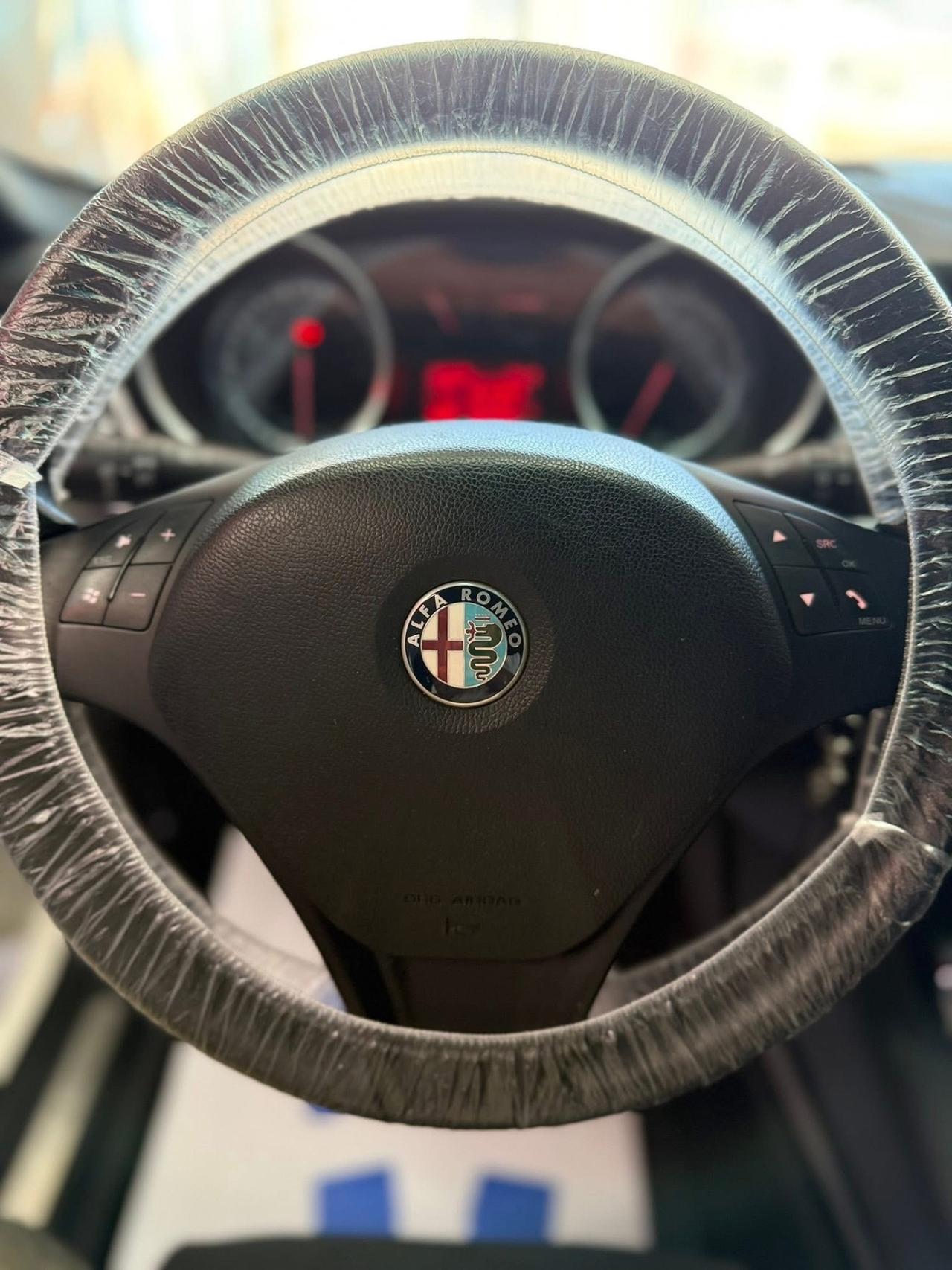 Alfa Romeo Giulietta 1.4 T-jet 120cv GPL Distinctive 2012