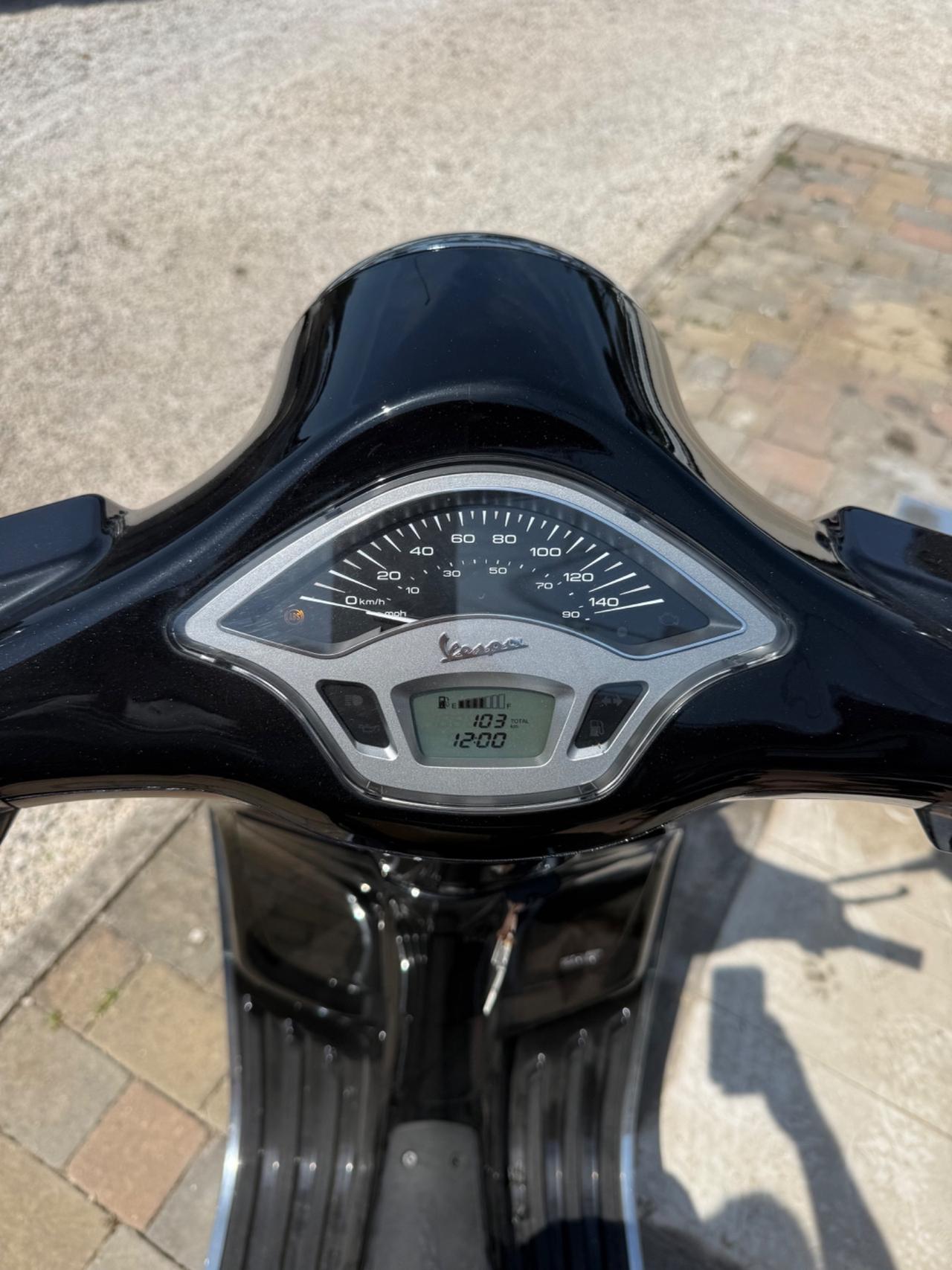 Piaggio Vespa 125 Primavera ""NESSUN OBBLIGO DI FINANAZIMENTO""