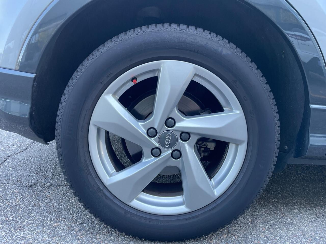 Audi Q3 35 TDI *Automatik*Navi*Cerchi*
