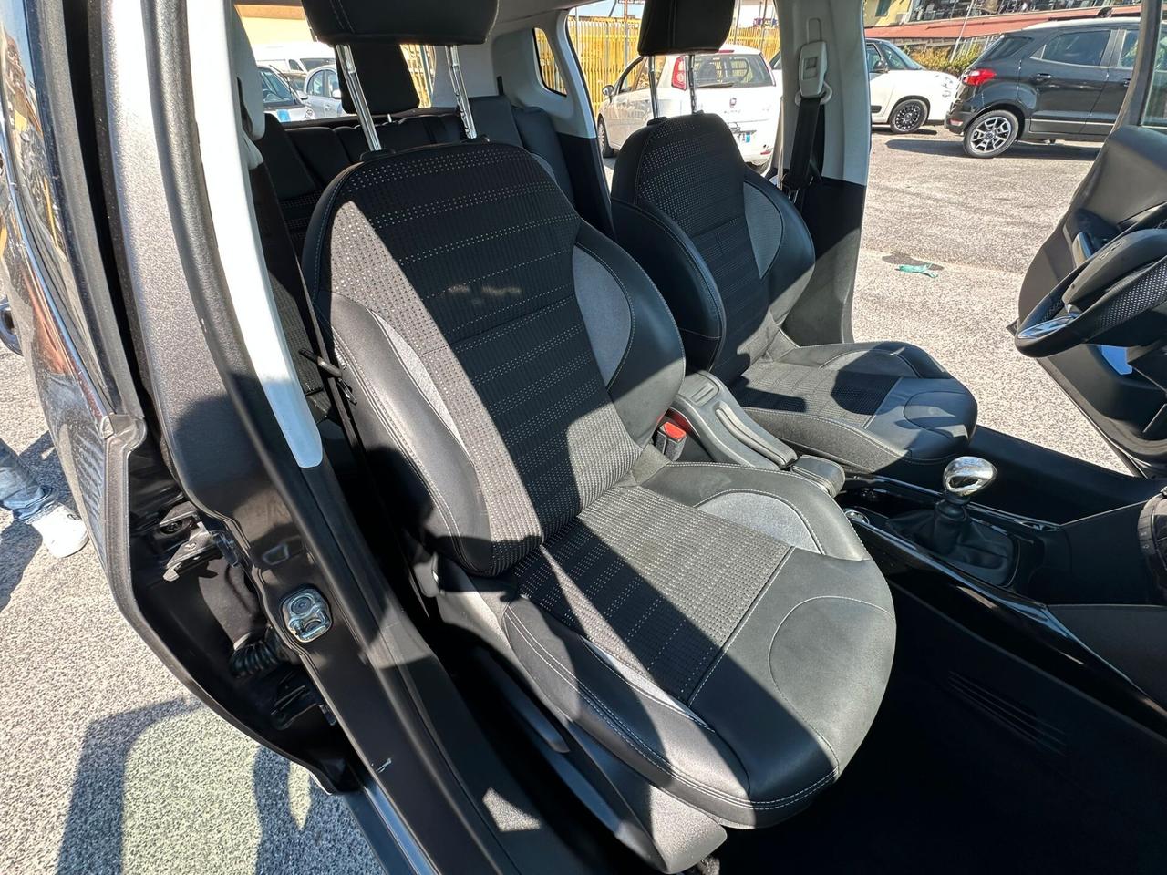 PEUGEOT 2008 ALLURE 1.6BlueHDI 120CV S&S EURO6B