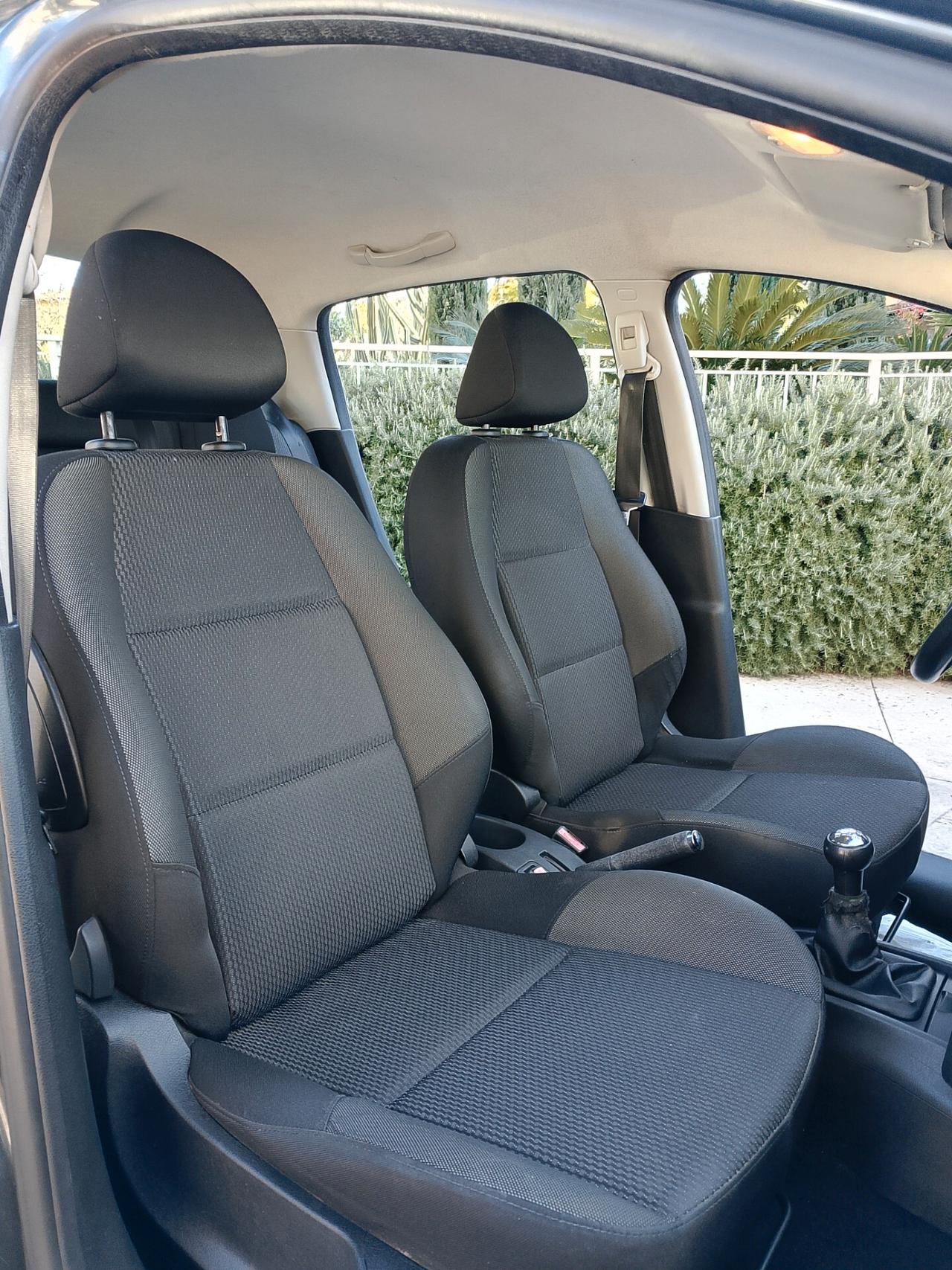 Peugeot 207 1.4 HDi 70CV 5p. X Line Business