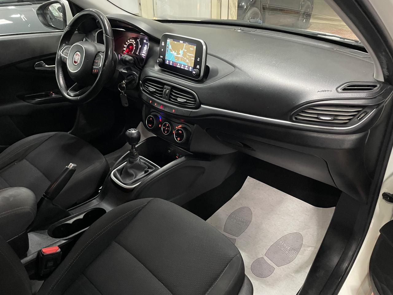 FIAT TIPO 1.6 MJT 120CV BUSINESS - Agosto 2018