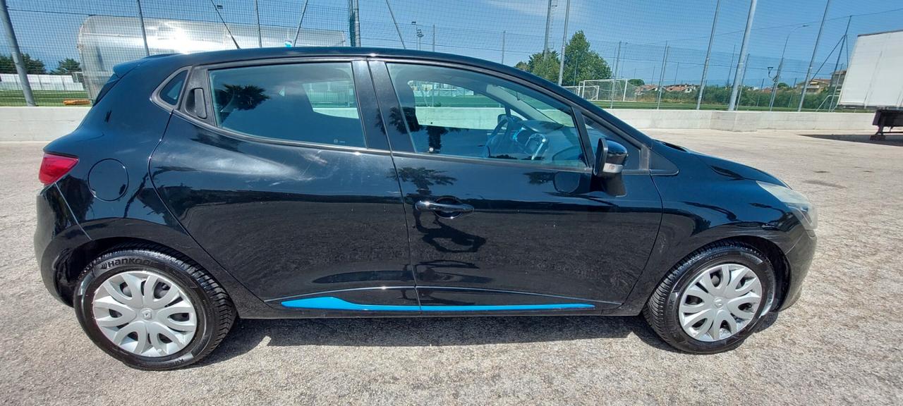 CLIO 1.2 GPL SCADENZA 2034 NAVIGATORE TELEFONO FULL X NEOPATENTATI 75 CV IMPECCABILE