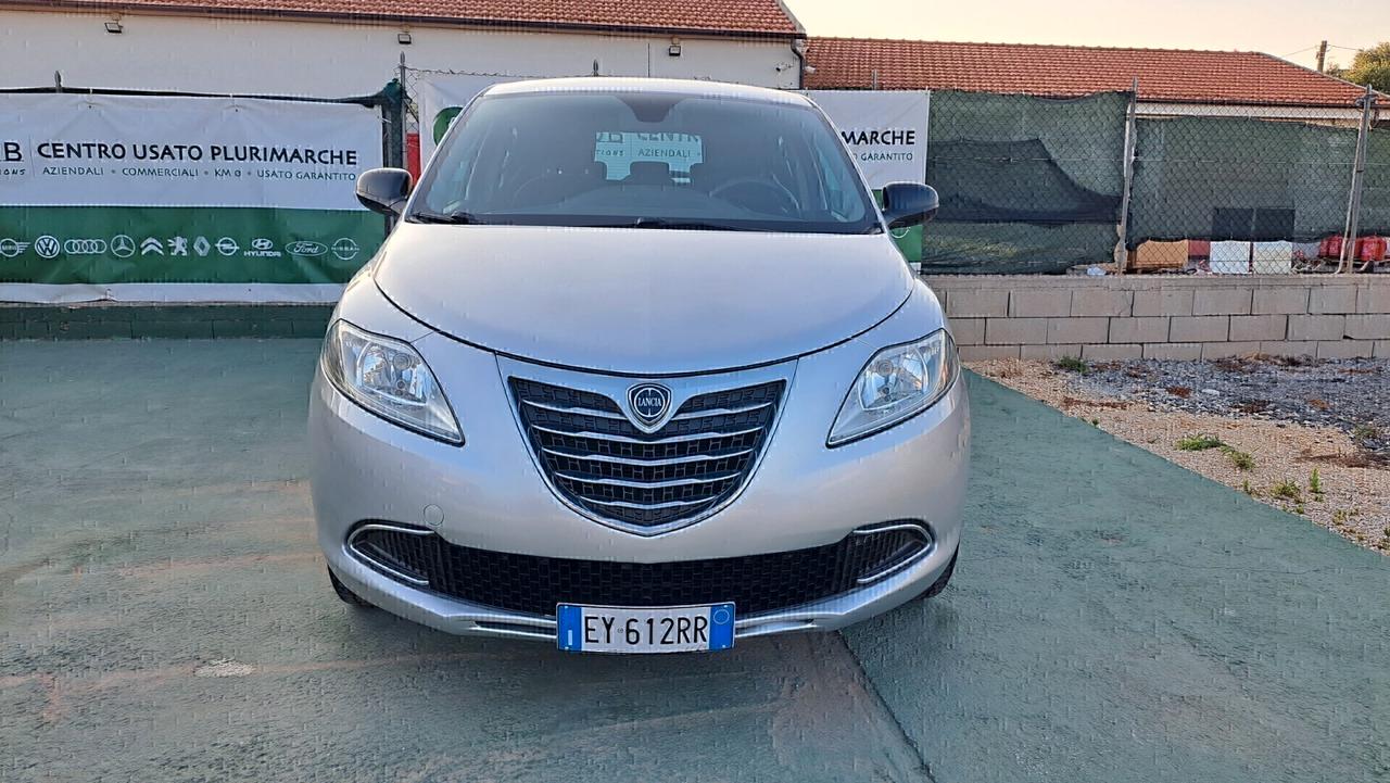 Lancia Ypsilon 1.2 69 CV 5 porte Gold