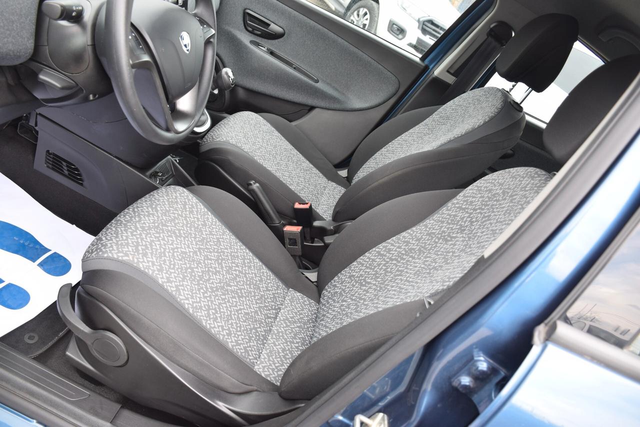 Lancia Ypsilon ALBERTA FERRETTI 1.0 HYBRID FireFly 5 posti CLIMA LED BT NEOPATENTATI