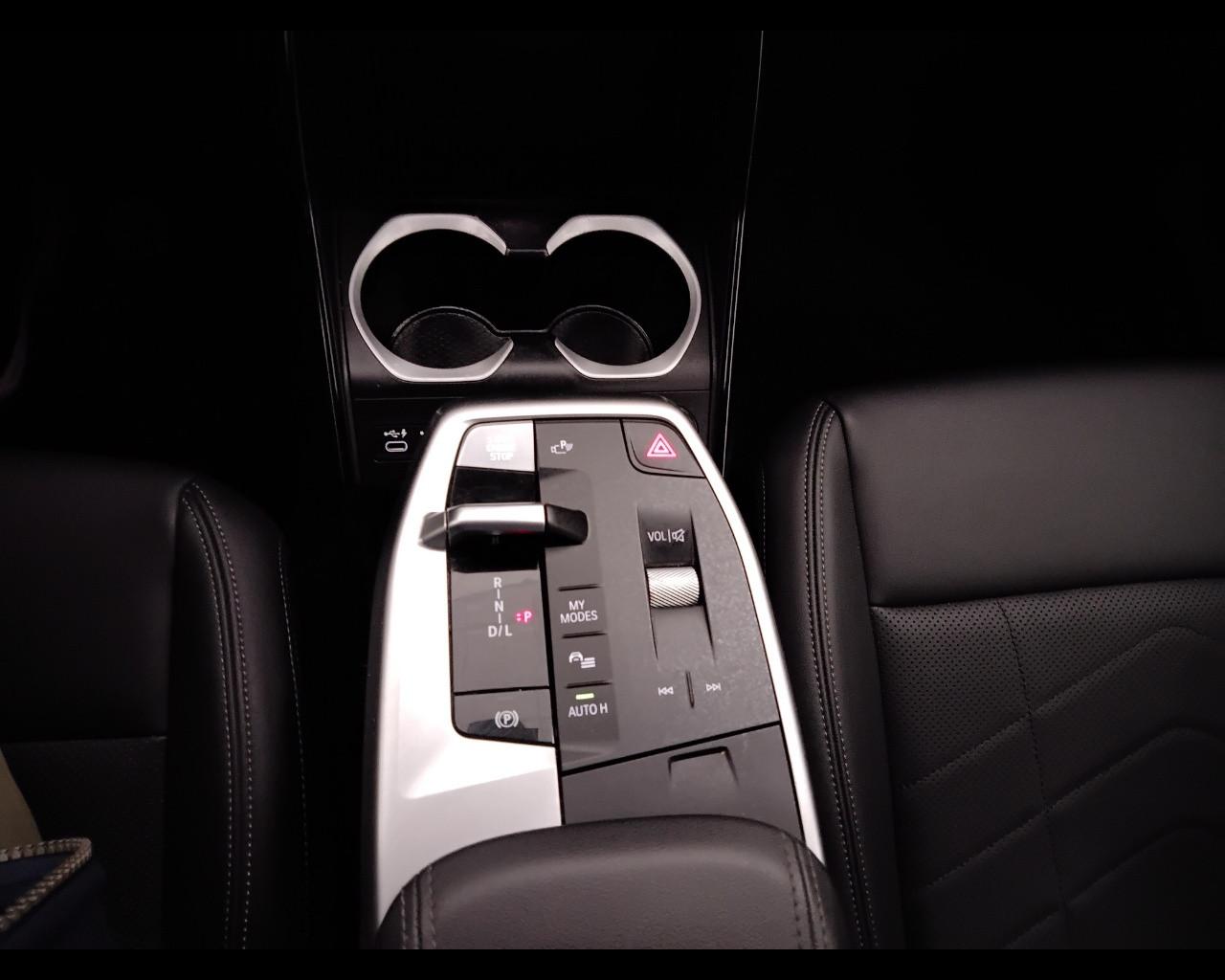 BMW X1 U11 - X1 sdrive18d X-Line auto