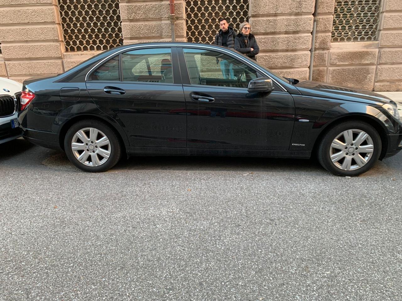 Mercedes-benz C 220 CDI BlueEFFICIENCY Executive