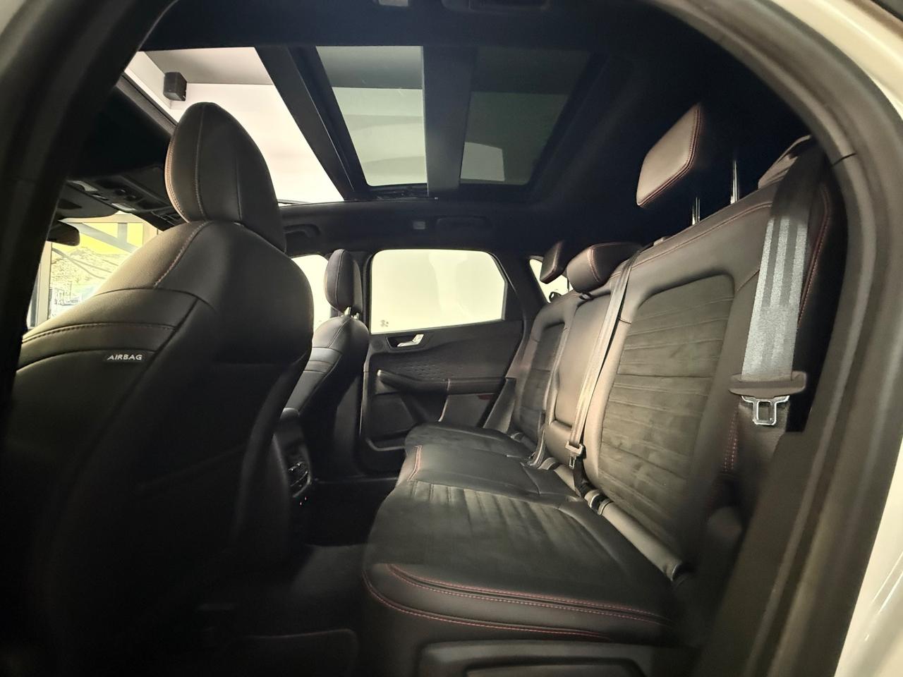 Ford Kuga 2.0 EcoBlue Hybrid 150 CV 2WD ST-Line