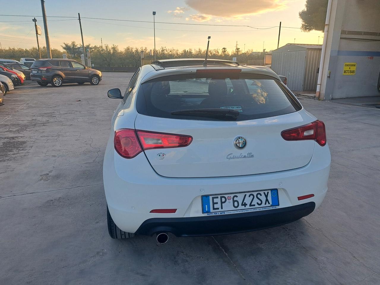 Alfa Romeo Giulietta 1.6 MJT TETTO APRIBILE