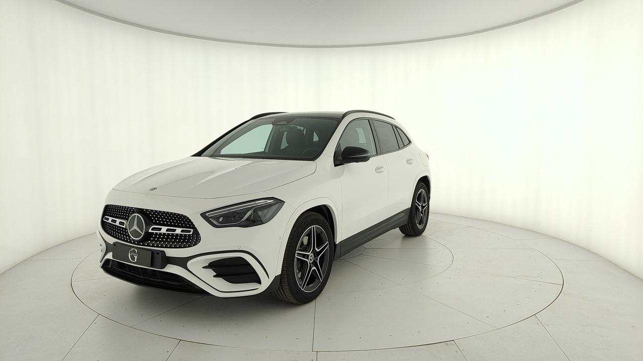 Mercedes-Benz GLA 200 d automatic