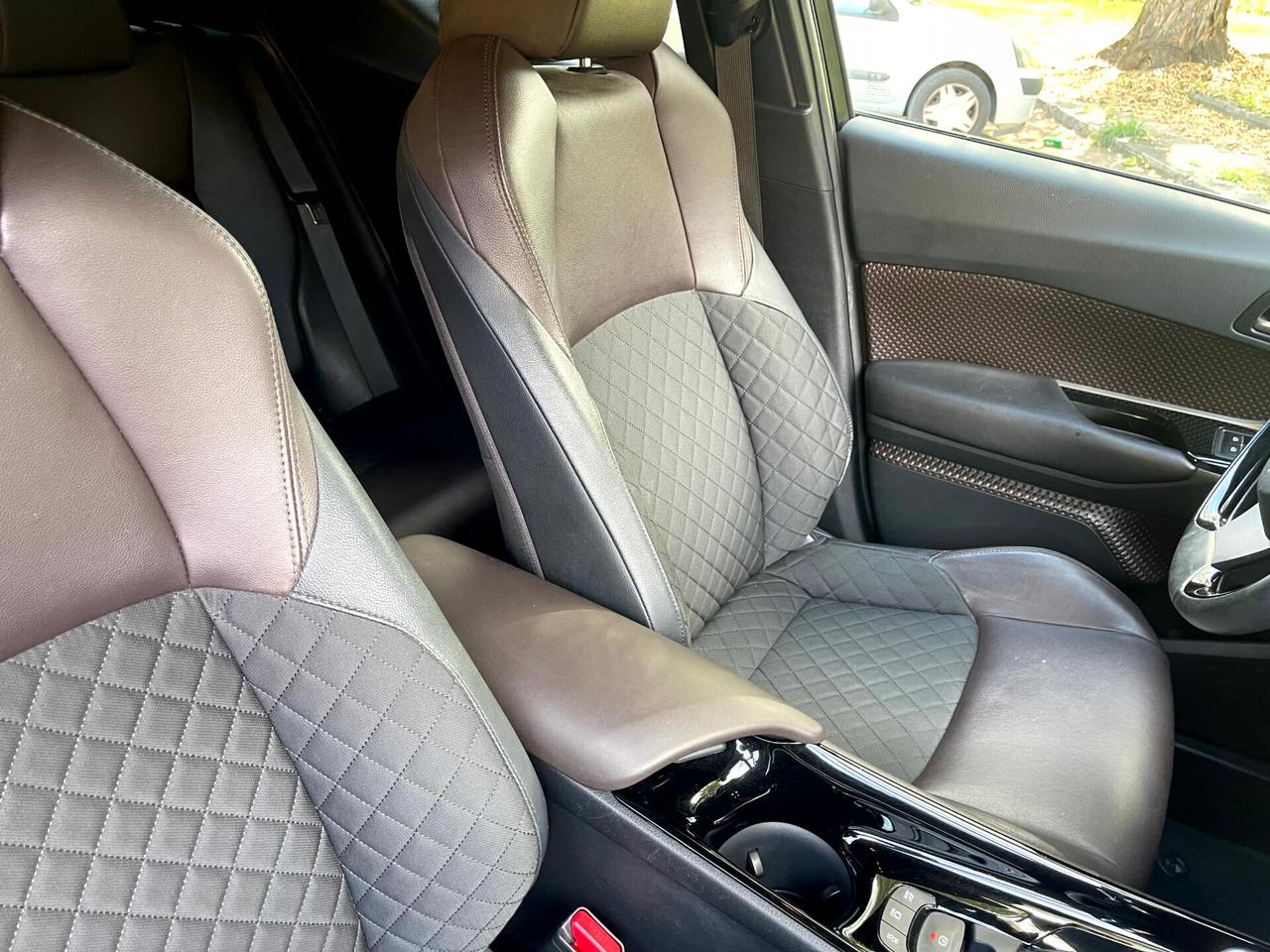 Toyota C-HR 1.8 Hybrid E-CVT Lounge UFFICIALE GARANZIA