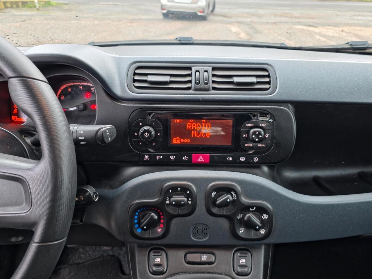 Fiat Panda 1.2 Trussardi CV-69 2020-E6 Manuale NEO