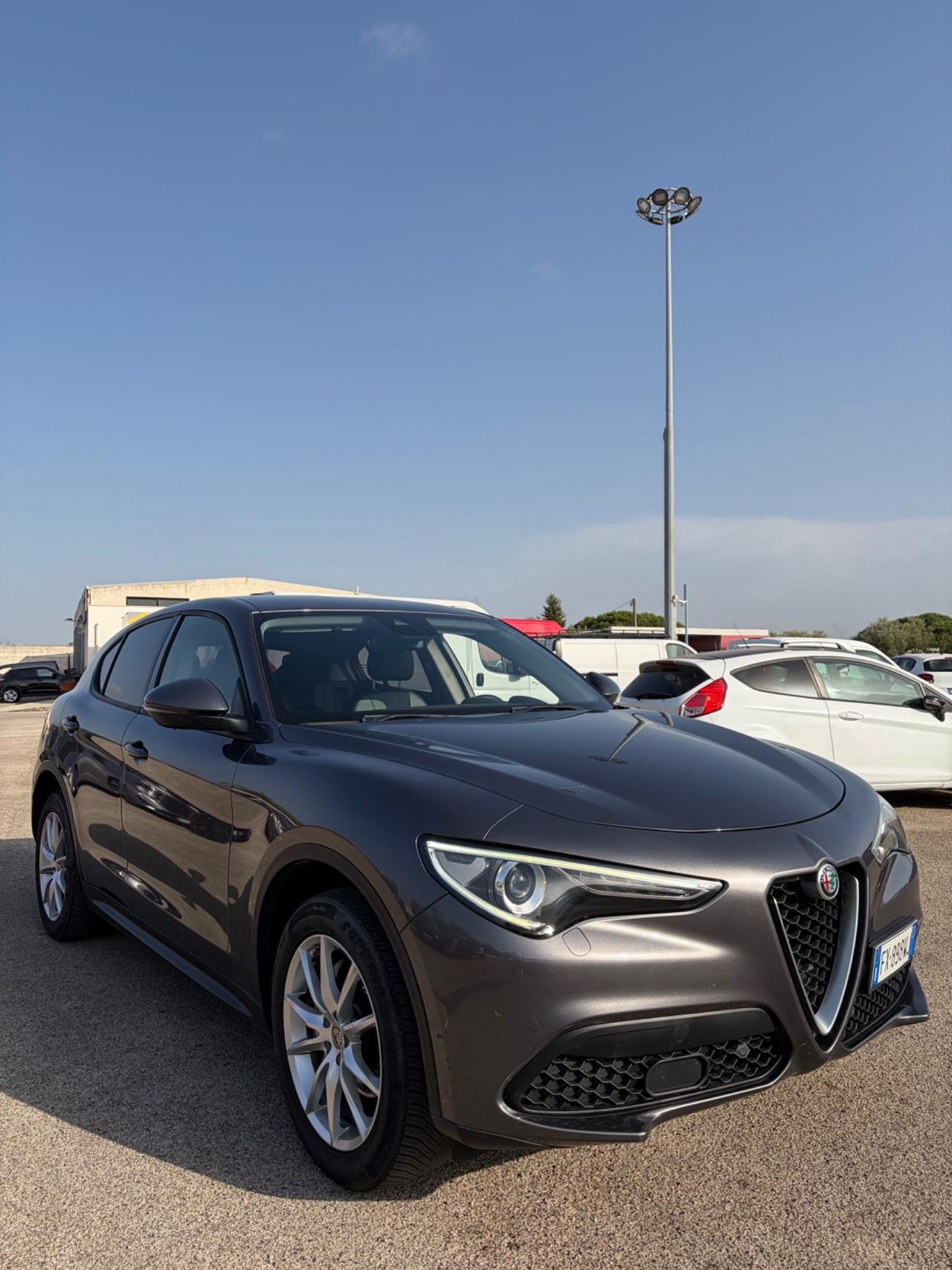 Alfa Romeo Stelvio 190 CV AT8 Q4 Executive