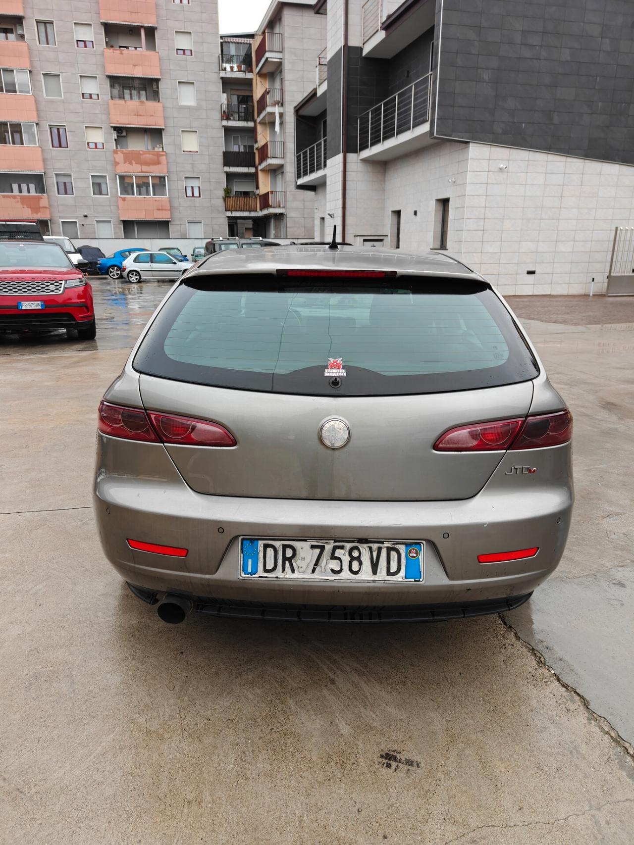 Alfa Romeo 159 1.9 JTDm 16V Sportwagon