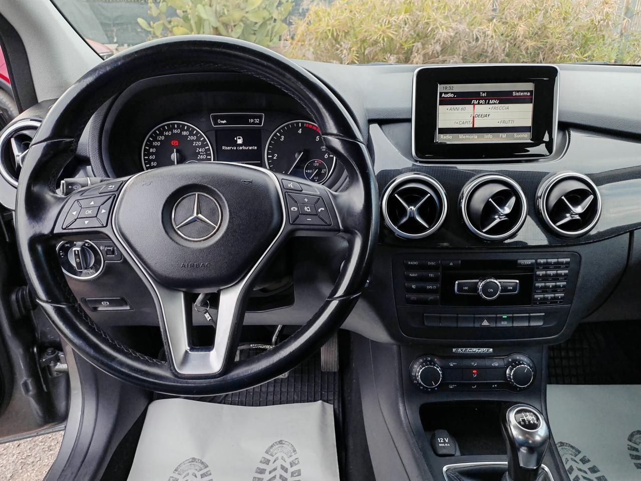 Mercedes-benz B 180CDI Executive 2013